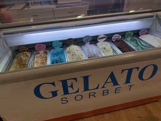 Robin's Nest by null