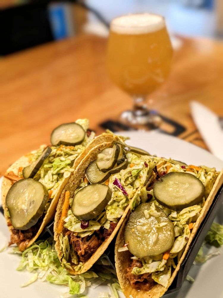 KETTLEHEAD BREWING Updated August 2024 102 Photos & 144 Reviews