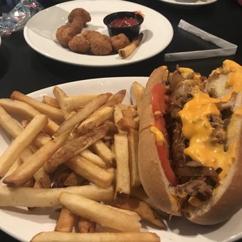 Golden Crust Pizza - Pizza Near Me - Red Lion, Pennsylvania