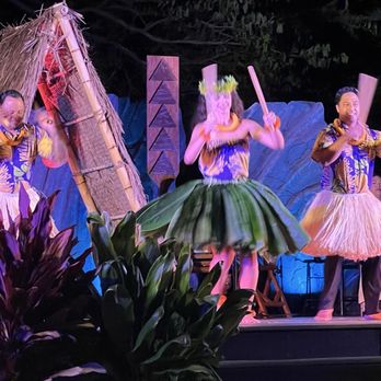 Hale Hoaloha Lūau - Performers - Dinner Theater Near Me - Waimea, Hawaii Hale Hoaloha Lūau - Performers - Dinner Theater Near Me - Waimea, Hawaii