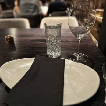 Origen - Diner setting - Steakhouses Near Me - Gilbert, Arizona