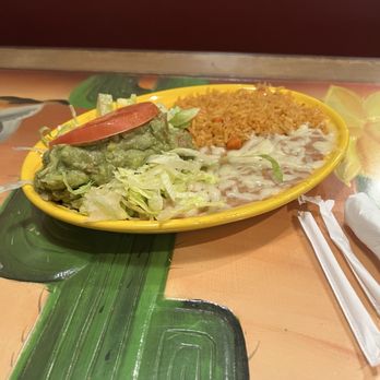 La Hacienda Mexican Restaurant - Rice and beans with Guacamole Salad - Mexican Near Me - Florence, Alabama La Hacienda Mexican Restaurant - Rice and beans with Guacamole Salad - Mexican Near Me - Florence, Alabama