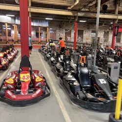 Slick Willy's Karts & Eats