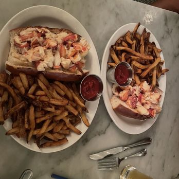 Neptune Oyster - Maine Lobster Roll Sandwich - Seafood Near Me - Boston, Massachusetts Neptune Oyster - Maine Lobster Roll Sandwich - Seafood Near Me - Boston, Massachusetts