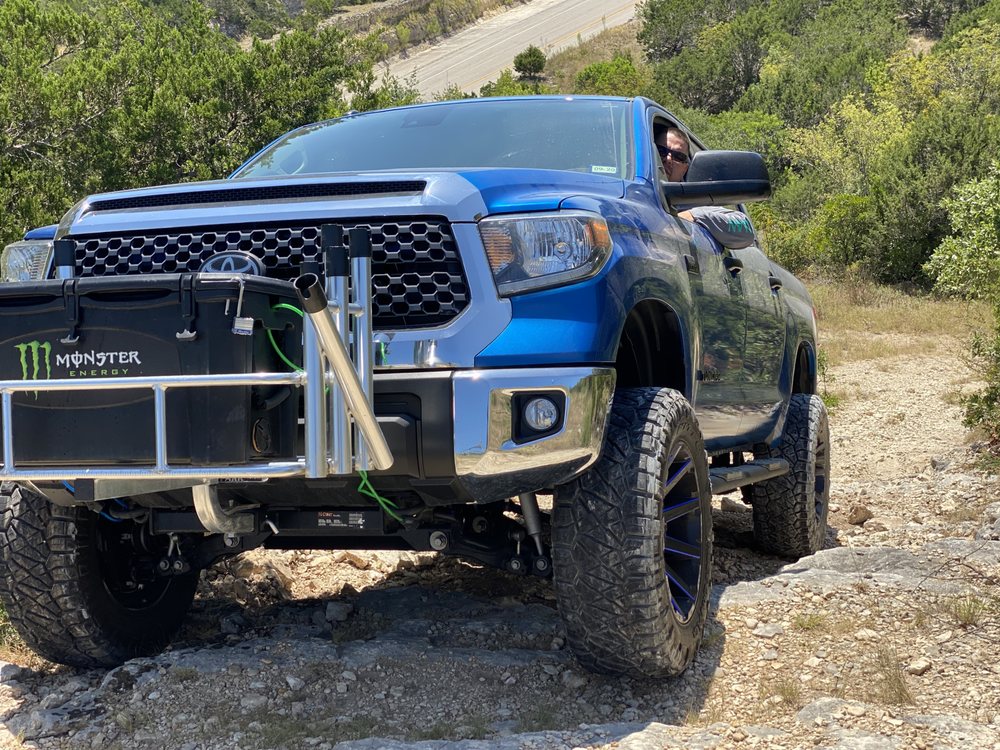 TOP NOTCH WHEELS AND MORE Updated September 2024 149 Photos 4208 Culebra Rd, San Antonio