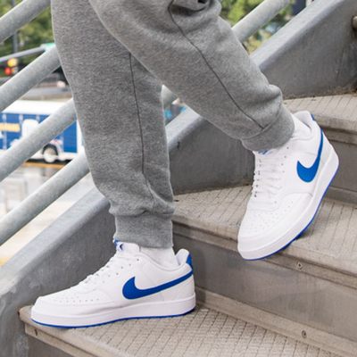 Shoe Station by null