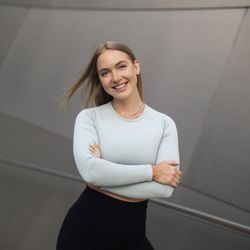 Fitness by Vanessa - Better your relationship to food, follow a program, build lean mass, boost your confidence and energy