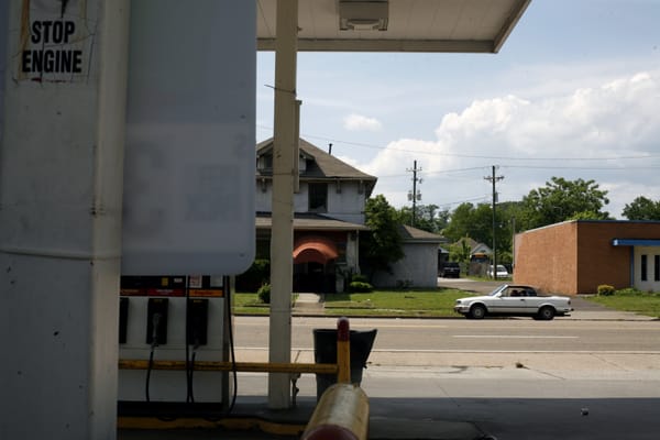 Magnolia Cafe by null