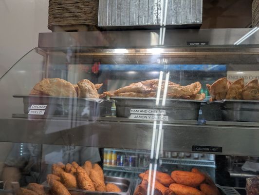 Gondres Bakery by null