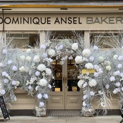 Dominique Ansel Bakery - Entrance