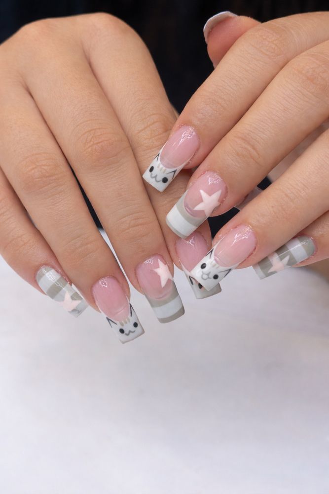 Tony's Studio - Nails & Barber Logo