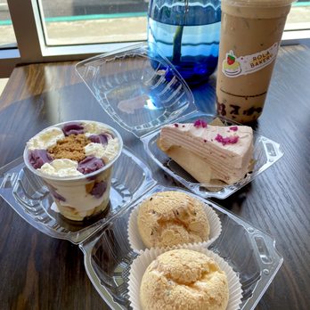 Rola Bakery - Pastries and milk tea - Bakeries Near Me - Newark, California