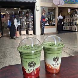 strawberry matcha latte, guava peach matcha latte strawberry matcha latte, guava peach matcha latte