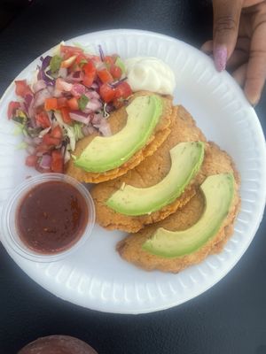 Mariscos El Faro 2 by null