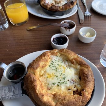 Tilikum Place Cafe - Dutch Babies - New American Near Me - Seattle, Washington