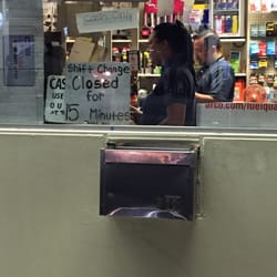 Arco - Will make you wait exactly 15 mins.... Woman waits in her car until 10:15pm on the dot