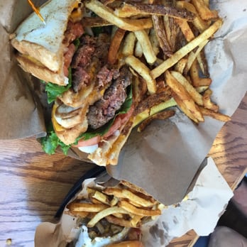 Grill 309 - Double grilled cheese burger & doughnut burger - Bars Near Me - Culpeper, Virginia