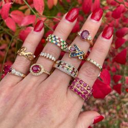 Hughie's Jewelry & Coins