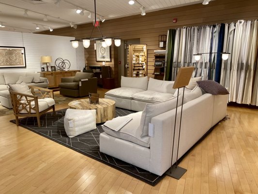 Crate & Barrel by null