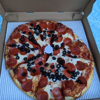 The Pizza Barn - LG pepperoni and olive pizza - Pizza Near Me - Kernville, California The Pizza Barn - LG pepperoni and olive pizza - Pizza Near Me - Kernville, California