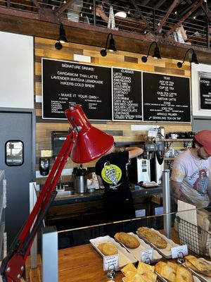 Harriet & Oak by null