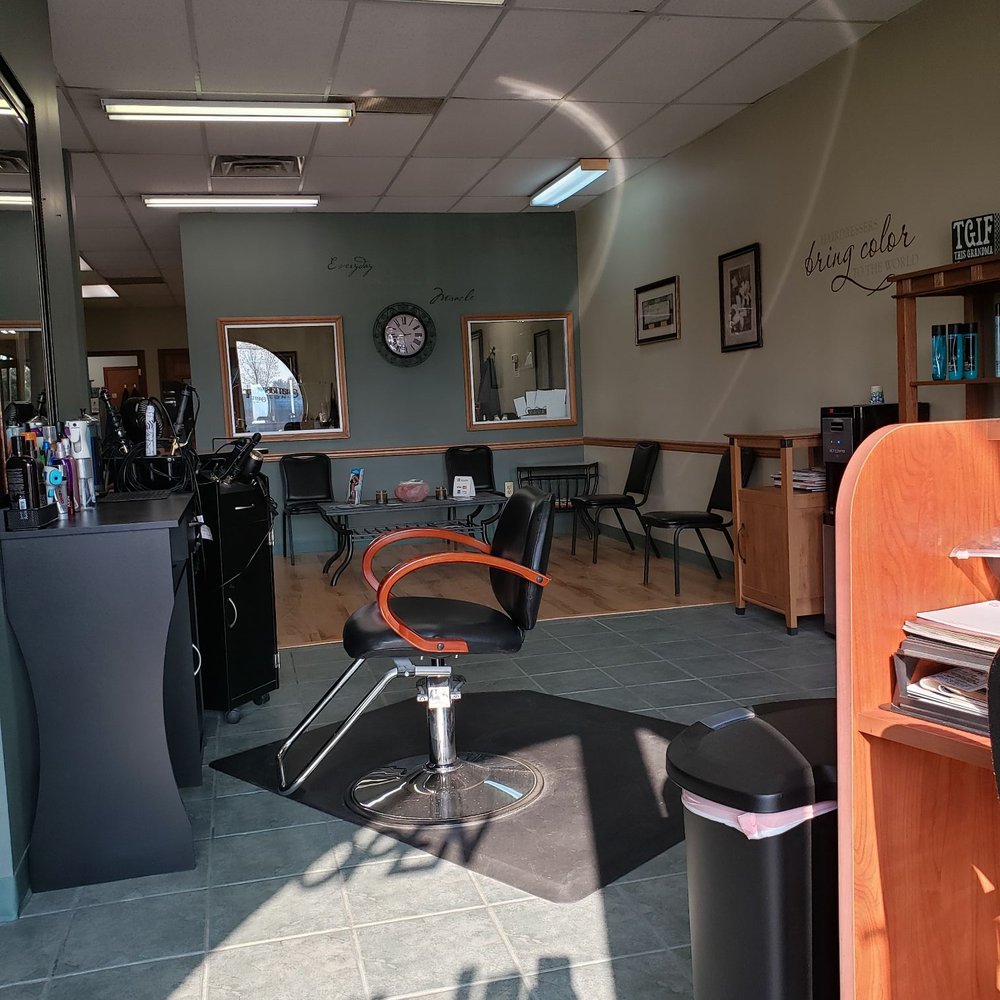 Trendsetters Salon - Waiting area in the time of Covid-19. - Hair Salons Near Me - Monroe, Michigan Trendsetters Salon - Waiting area in the time of Covid-19. - Hair Salons Near Me - Monroe, Michigan