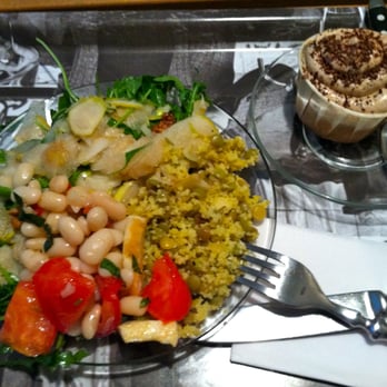 Hidden Kitchen - pear and rocket salad, lentil couscous, bean tomato, and cookie dough cupcake - Salad Near Me - Vienna, 9