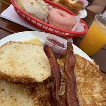 Full Circle Doughnuts - breakfast plate, mimosas, and doughnuts - Donuts Near Me - Homewood, Alabama