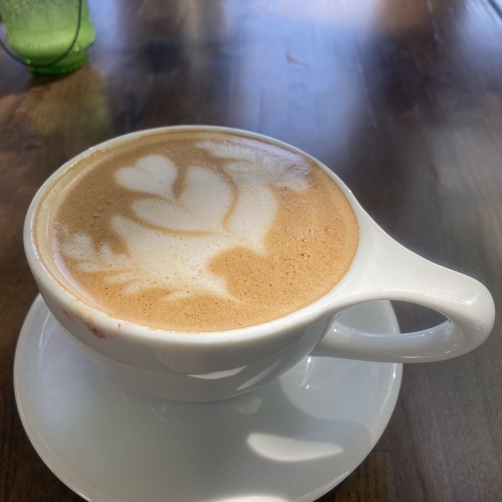 Le Coffee Shop - Dirty Chai Latte - Breakfast & Brunch Near Me - Temecula, California