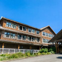 Sun Mountain Lodge - Sun Mountain Lodge Exterior