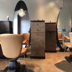 Jagged Edge Salon