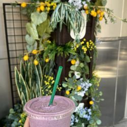 Southern Pressed Juicery - Honeysuckle Dew Smoothie