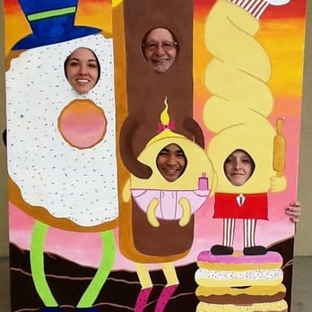 Henry's Donuts - Henry's Donuts in Sutherlin now has a donut display photo board! It's a great place to bring your kids for a great photo! - Donuts Near Me - Sutherlin, Oregon