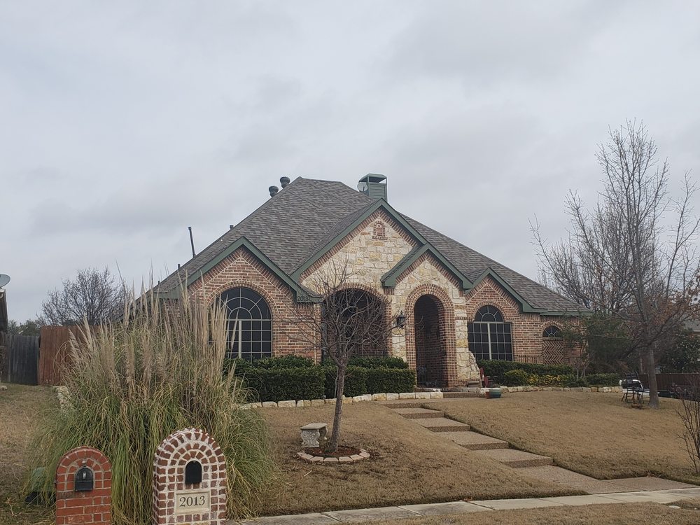 Slide of C & F Discount Roofing