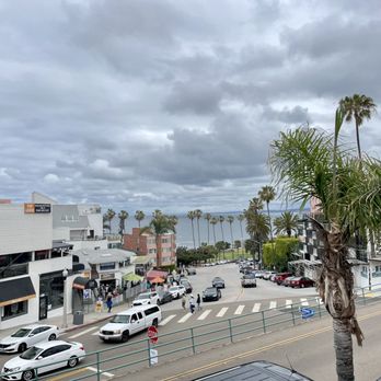 Cody's La Jolla - Breakfast & Brunch Near Me - La Jolla, California Cody's La Jolla - Breakfast & Brunch Near Me - La Jolla, California