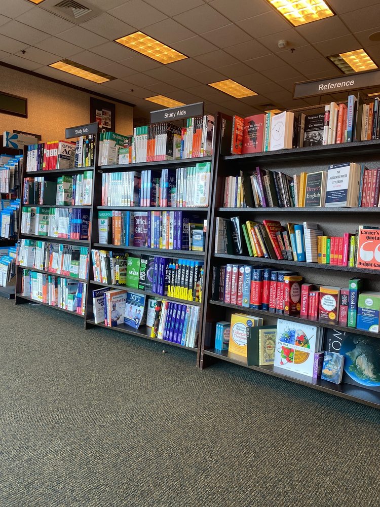 BARNES & NOBLE BOOKSELLERS Updated September 2024 21 Photos & 25