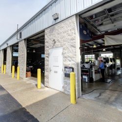 UPTOWN Chrysler Dodge Jeep Ram FIAT Service Center
