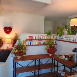 La Herbalista - We carry an assortment of hand-printed cards.