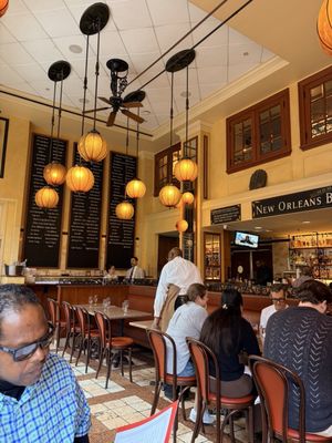 Bourbon House by null