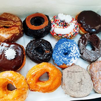 The Donut Pub - assorted - Bakeries Near Me - New York, New York The Donut Pub - assorted - Bakeries Near Me - New York, New York