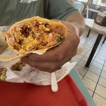 California Burrito - Supreme breakfast burrito - Mexican Near Me - Turlock, California California Burrito - Supreme breakfast burrito - Mexican Near Me - Turlock, California