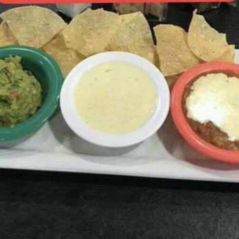 Cancun Mexican Grill - Trio appetizer - New Mexican Cuisine Near Me - Kingman, Kansas