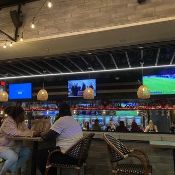 14 North Daiquiri Bar - Cocktail Bars Near Me - Dania Beach, Florida