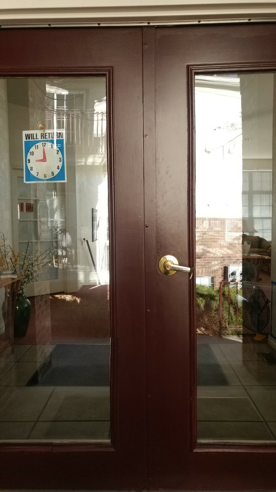 TIBURON APARTMENTS Updated September 2024 700 W Belleview Ave