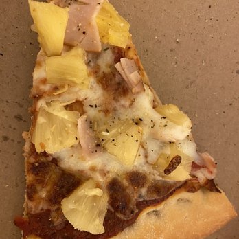 King's Pizza Cafe - Stylin' Hawaiian Pizza - Pizza Near Me - Honolulu, Hawaii