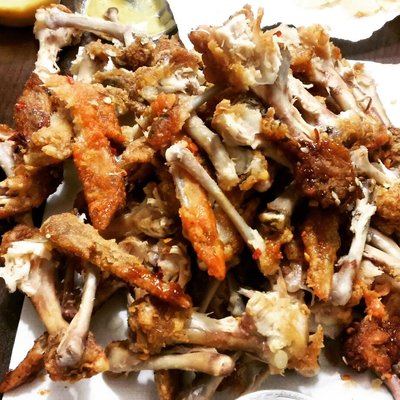 Bayou Hot Wings by null