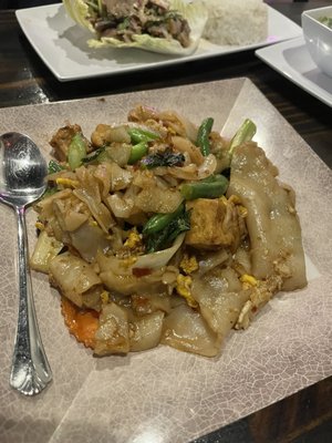 Thai Thai by null