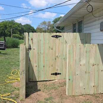 Morton Fencing - Fences & Gates Near Me - Indianapolis, Indiana Morton Fencing - Fences & Gates Near Me - Indianapolis, Indiana