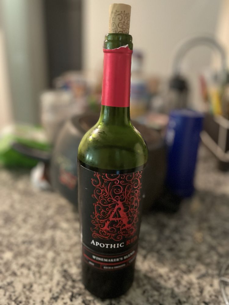 Star Liquor - Brandon Logo