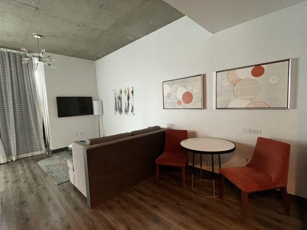 Twelve Midtown, Autograph Collection